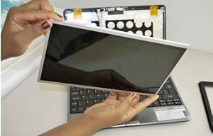 macbook ekran değişimi fiyatı